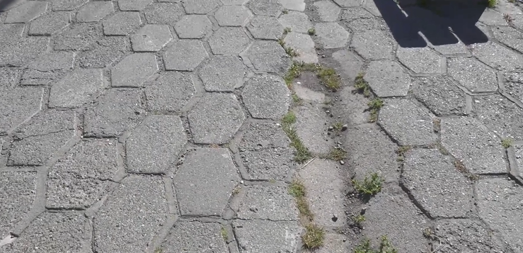Vecinos denuncian mal estado de veredas en el centro de Punta Arenas y ...