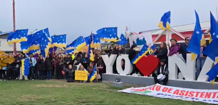 Paro indefinido de asistentes de la educación en Magallanes por deuda ...